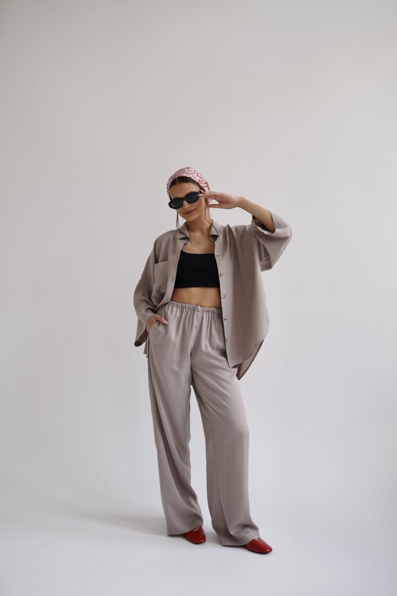 czesia taupe 1